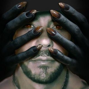 Meet your Posher, Nicholas